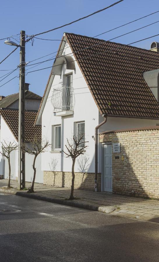 Raba92 Apartman House 외부 사진